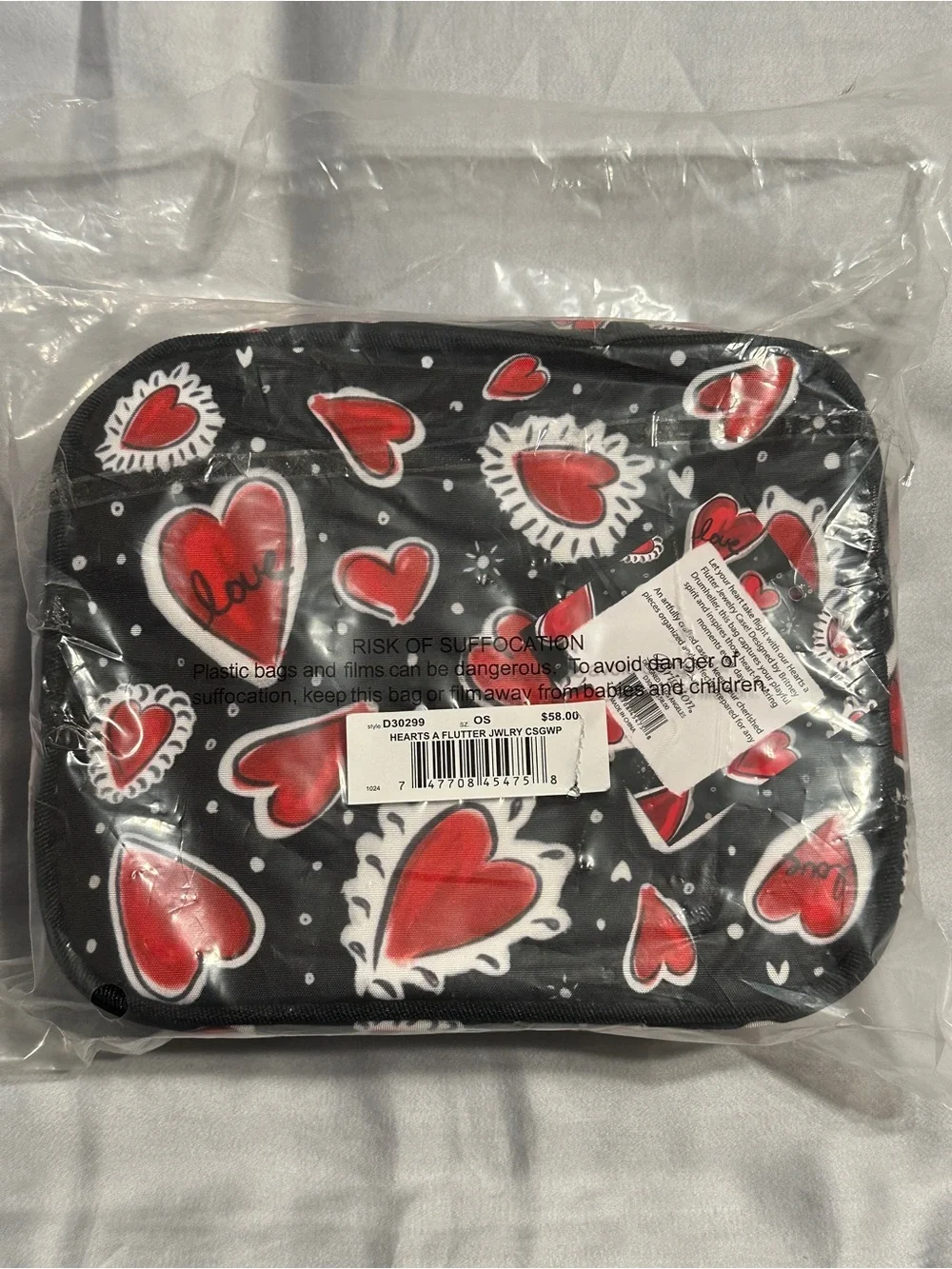 Brighton Hearts A Flutter Travel Jewelry Case w Red Heart Design in Black